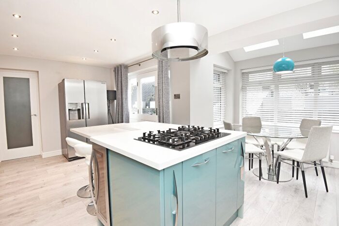 4 Bedroom Detached House For Sale In Chatsworth Grove, Harrogate, HG1