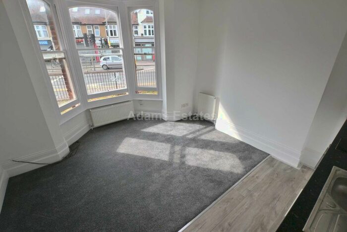 1 Bedroom Flat To Rent In Christchurch Road, Reading, RG2