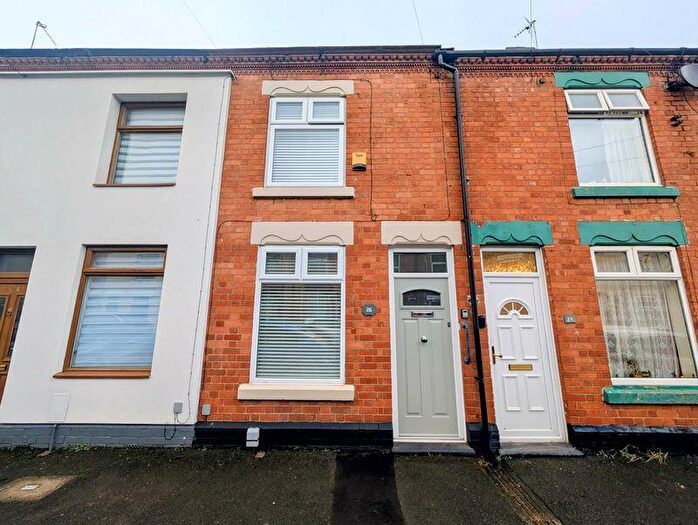 3 Bedroom Terraced House For Sale In Harold Street, Nuneaton, CV11
