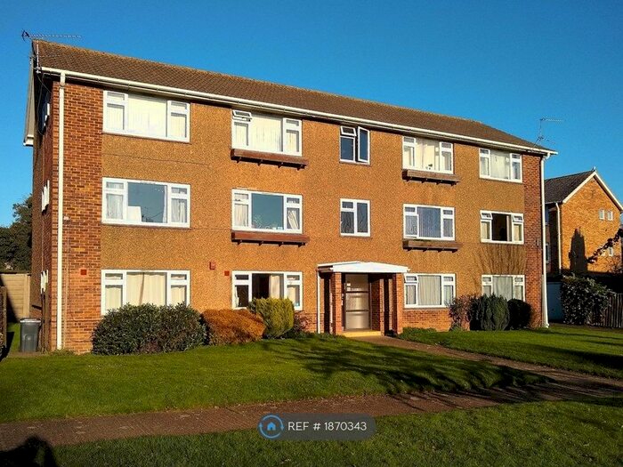 3 Bedroom Flat To Rent In Shaftesbury Road, Canterbury, CT2