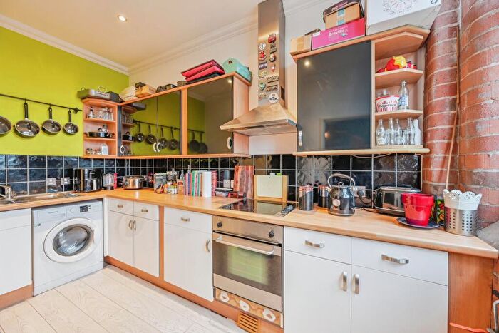 1 Bedroom Flat For Sale In Horninglow Street, Burton-on-Trent, Staffordshire, DE14