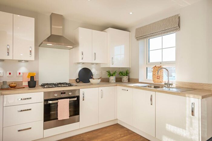 3 Bedroom Terraced House For Sale In Stratford Drive Overstone, NN6
