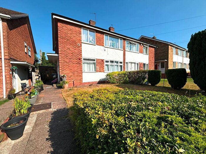 2 Bedroom Maisonette To Rent In Burnside Way, Longbridge, B31