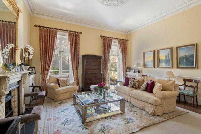 2 Bedroom Flat To Rent In Warwick Square, London, SW1V