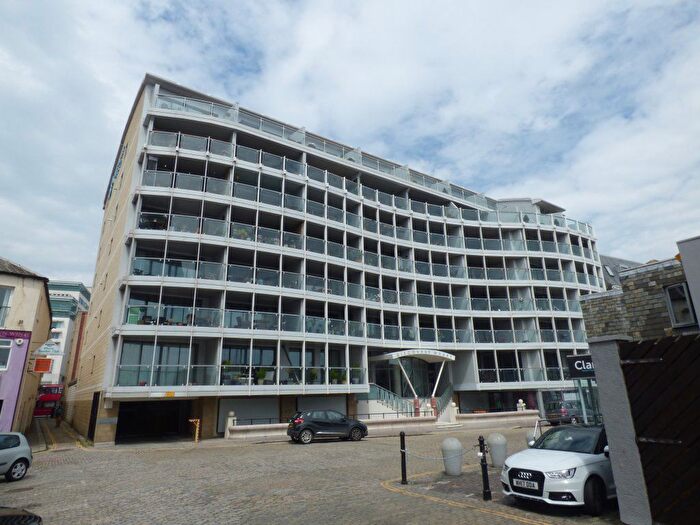 2 Bedroom Flat To Rent In North Quay, Plymouth, Devon, PL4