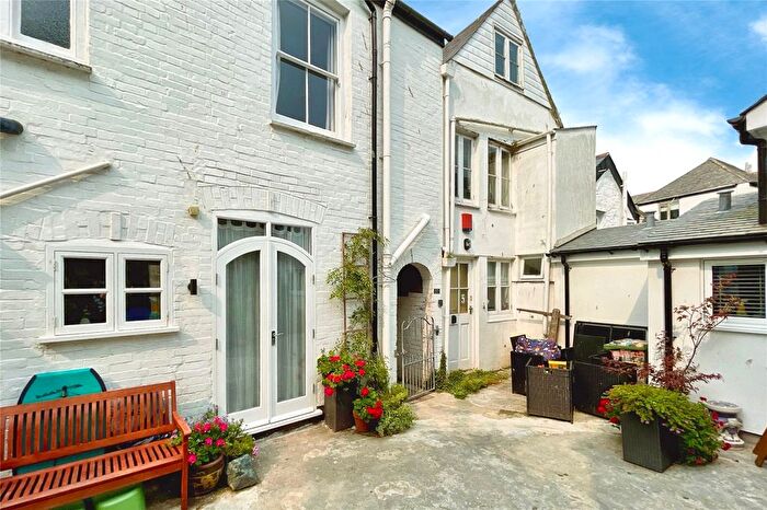 2 Bedroom Flat For Sale In Street-An-Pol, St. Ives, Cornwall, TR26