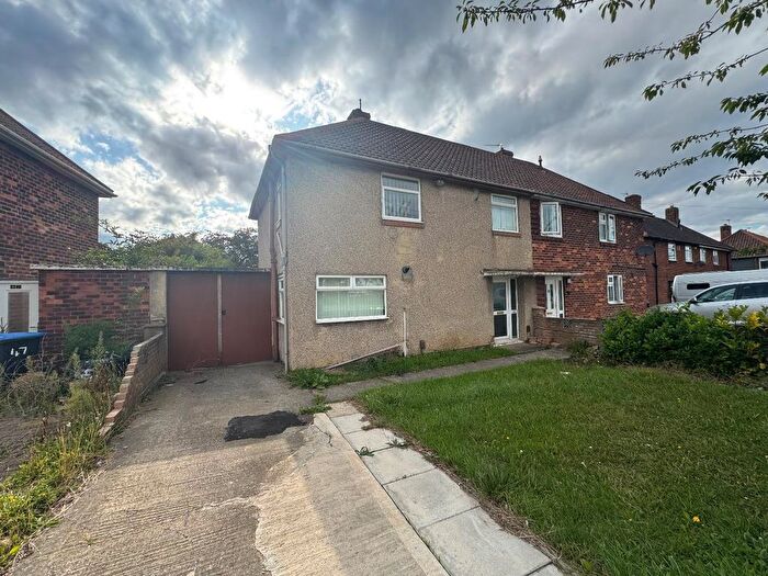 3 Bedroom Semi Detached House For Sale In The Greenway, Middlesbrough, TS3