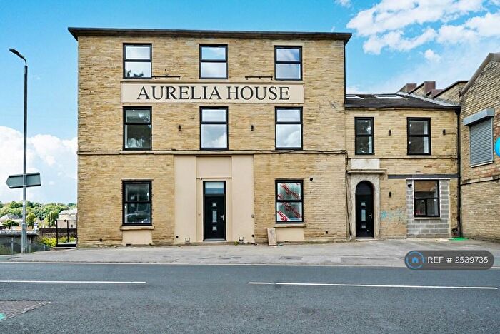 2 Bedroom Flat To Rent In Aurelia House, Brighouse, HD6