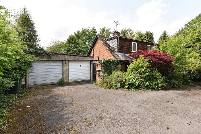 4 Bedroom Detached Bungalow For Sale In Prestbury Lane, Prestbury, SK10