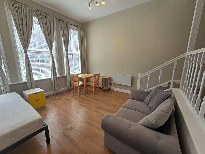 Studio To Rent In Farringdon Road, Kings Cross, EC1R