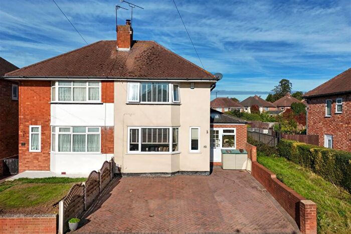2 Bedroom Semi Detached House For Sale In Chaffcombe Road, Sheldon, Birmingham, B26