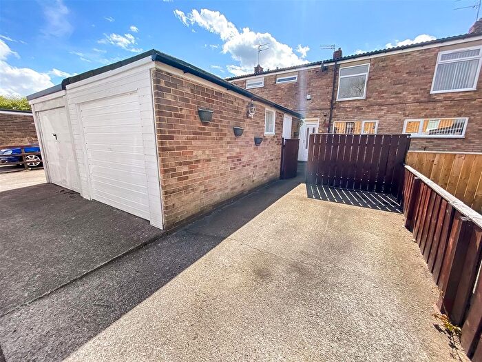 3 Bedroom Terraced House For Sale In Oakfield, Newton Aycliffe, DL5