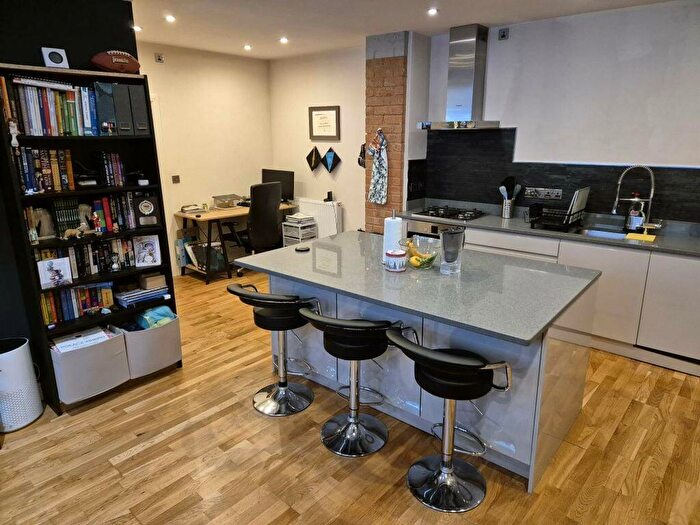 1 Bedroom Flat To Rent In Pemberton Street, Birmingham, B18