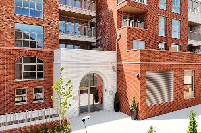 1 Bedroom Flat For Sale In Chandlers Place, High Street, Sevenoaks, Kent, TN13