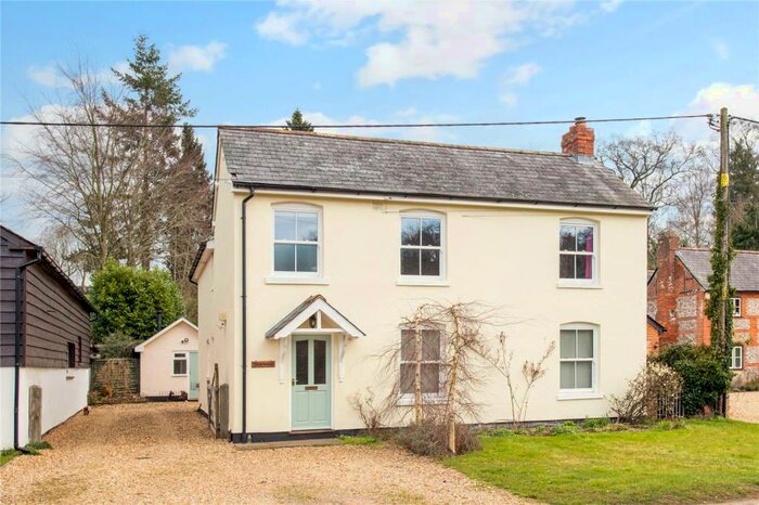 4 Bedroom Detached House For Sale In Redenham, Hampshire, SP11