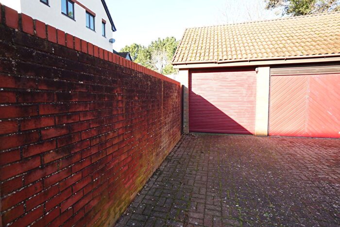 Garage / Parking To Rent In Newlyn Way, Ports, PO6