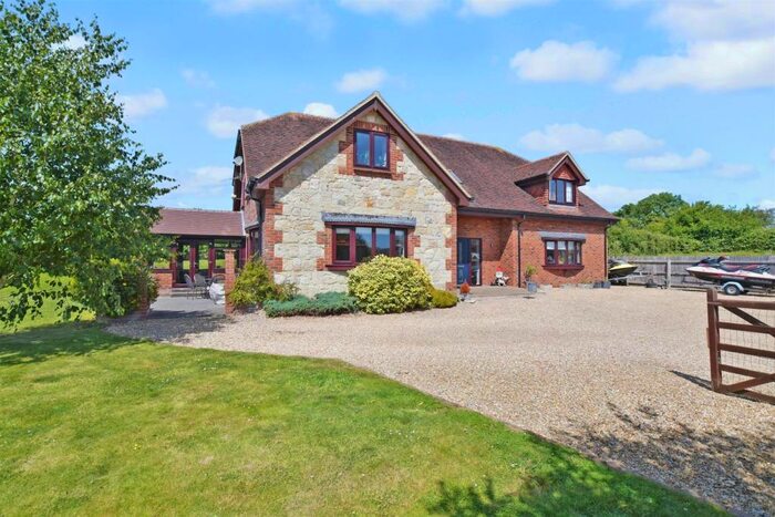 6 Bedroom Detached House For Sale In Ashey Road, Ryde, Isle Of Wight, PO33