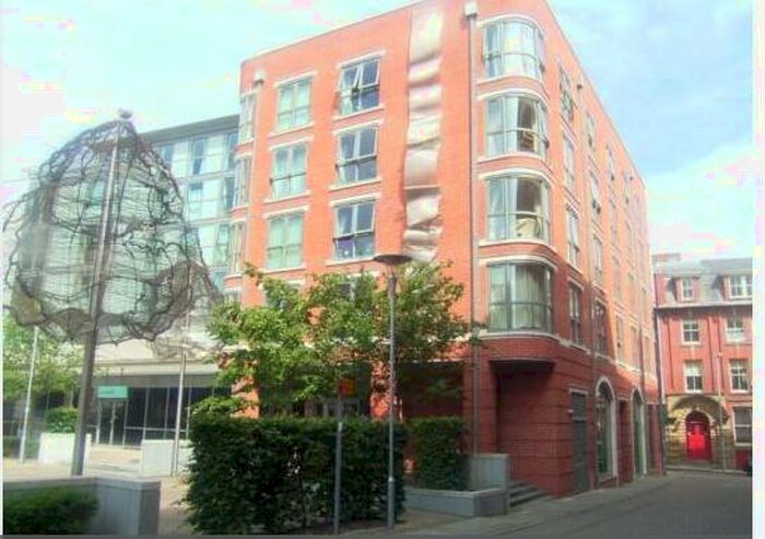 2 Bedroom Apartment To Rent In Living Quarters, Nottingham, NG1