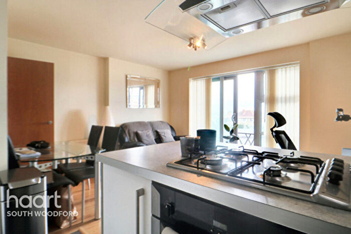 1 Bedroom Flat To Rent In Queen Mary Avenue, London, E18