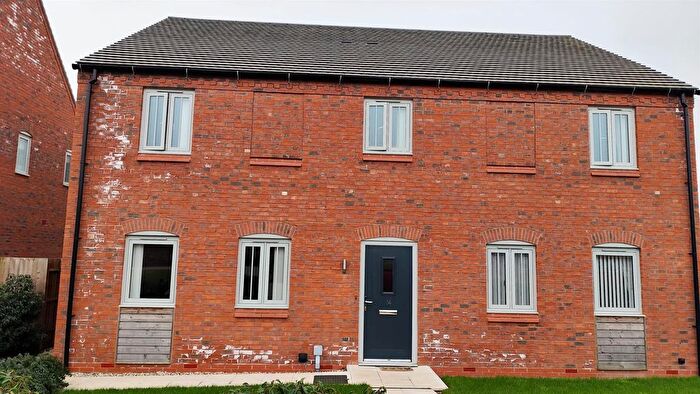 3 Bedroom Semi-Detached House For Sale In Wilson Close, Newton Regis, Tamworth, B79