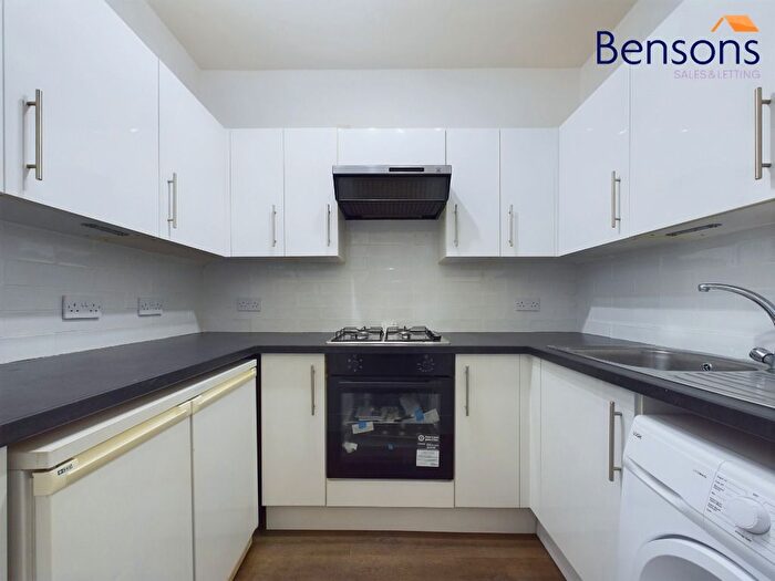 1 Bedroom Flat To Rent In Crathie Drive, Partick, Glasgow, G11