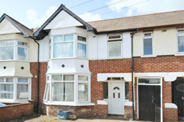 5 Bedroom House To Rent In Cowley Road, Cowley, OX4