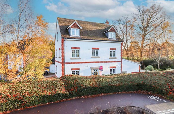 4 Bedroom Detached House For Sale In Whitewater Road, Fleet, GU51