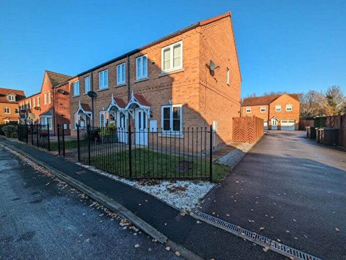 2 Bedroom Town House To Rent In Skylark View, Wath Upon Dearne, S63