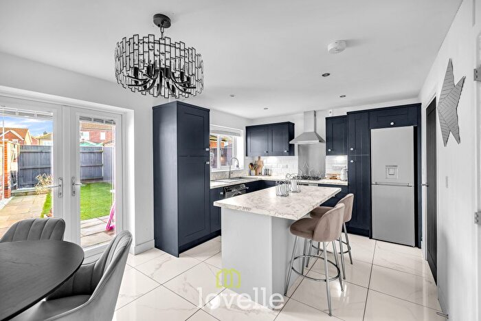 3 Bedroom Detached House For Sale In Honningsvaag Close, New Waltham, DN36