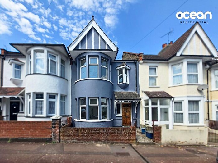 3 Bedroom Terraced House To Rent In Ramuz Drive, Westcliff-On-Sea, Essex, SS0
