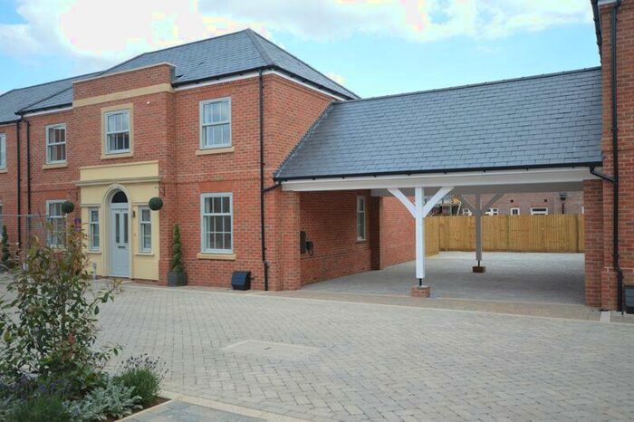 3 Bedroom Semi-Detached House To Rent In Wilton Park, Beaconsfield, HP9