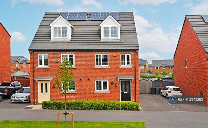 3 Bedroom Semi-Detached House To Rent In Castleton Way, Sheffield, S60