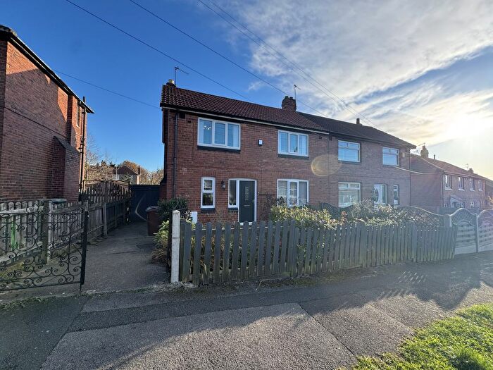 3 Bedroom Semi-Detached House To Rent In Burley Wood Lane, Leeds, West Yorkshire, LS4