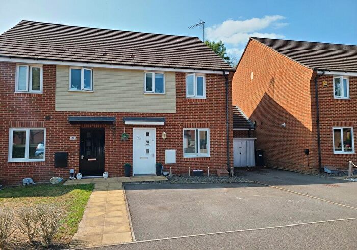3 Bedroom Semi-Detached House For Sale In Pickwick Close, West Totton, SO40