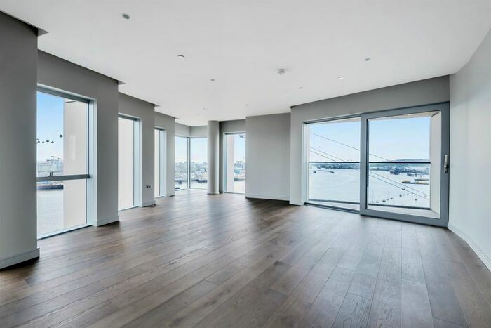 3 Bedroom Flat To Rent In No., Upper Riverside, Cutter Lane, Greenwich Peninsula, SE10