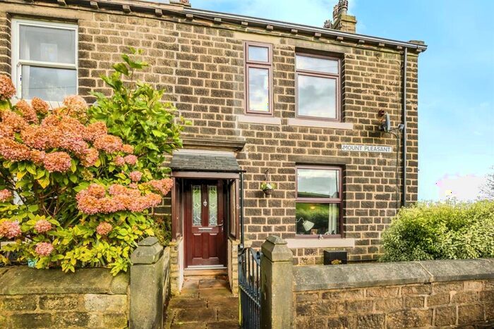 3 Bedroom Cottage For Sale In Mount Pleasant, Sowerby Bridge, HX6