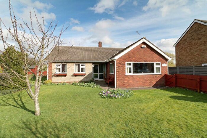 3 Bedroom Detached Bungalow For Sale In Sowers Lane, Winterton, DN15