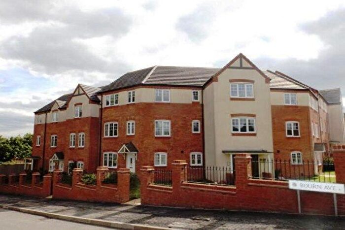 2 Bedroom Flat To Rent In Bourn Avenue, Birmingham, B31