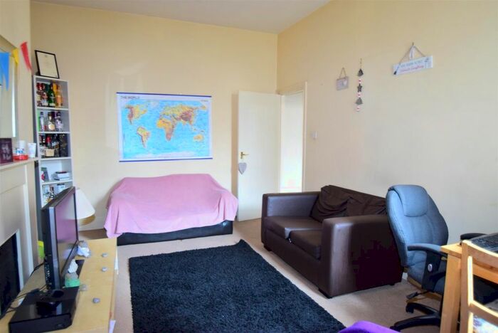 2 Bedroom Flat To Rent In Warton Terrace, Heaton, NE6