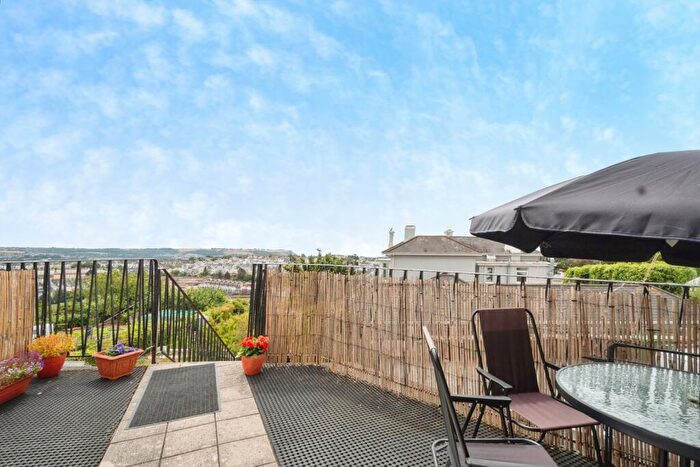 1 Bedroom Flat For Sale In Seymour Road, Mannamead, Plymouth, Devon, PL3