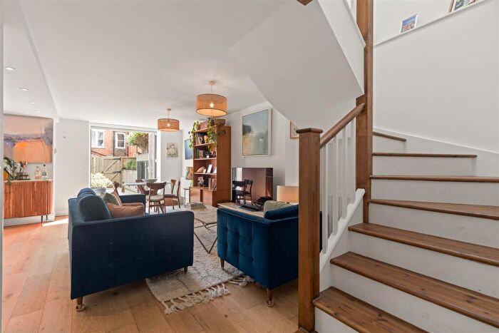 3 Bedroom House To Rent In Agamemnon Road, West Hampstead, NW6