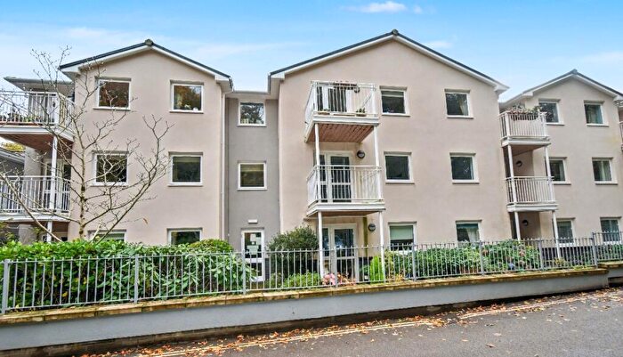 1 Bedroom Apartment For Sale In Rivers Edge Court, Okehampton, EX20