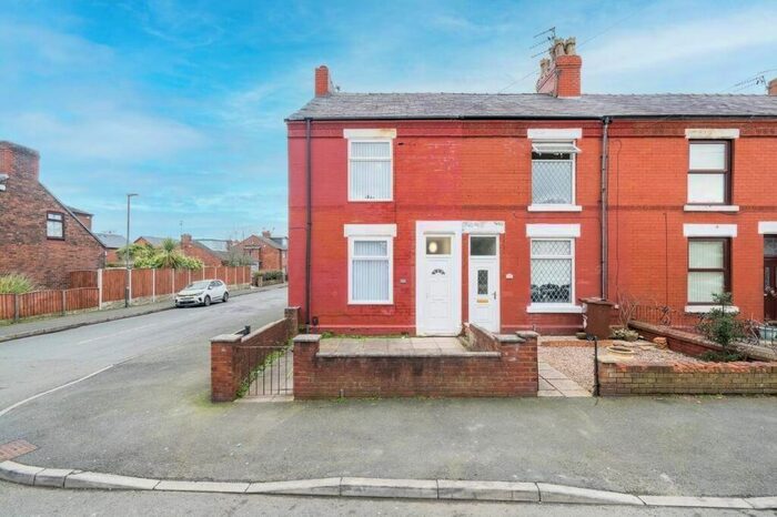 3 Bedroom Terraced House To Rent In Longton Lane, Rainhill, L35