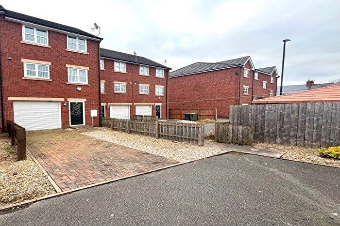 3 Bedroom Property To Rent In Flighters Place, Houghton Le Spring, DH4