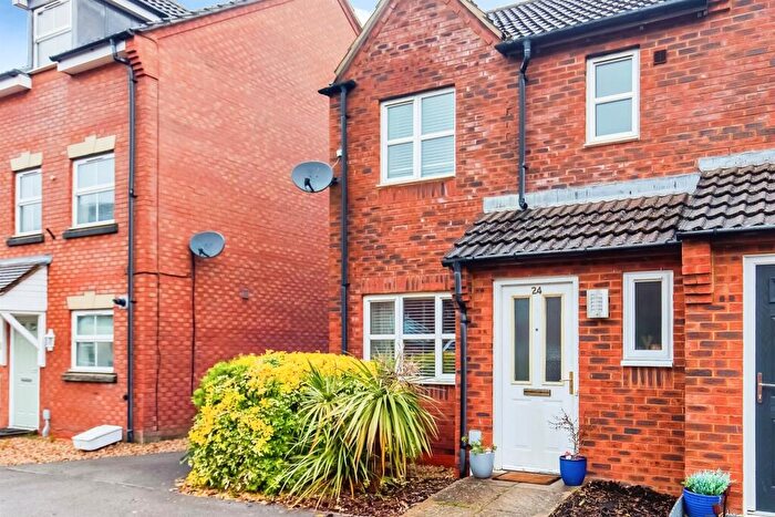 3 Bedroom Semi-Detached House For Sale In Haddonian Road, Market Harborough, LE16