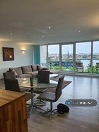 2 Bedroom Flat To Rent In Adriatic Apartments, London, E16
