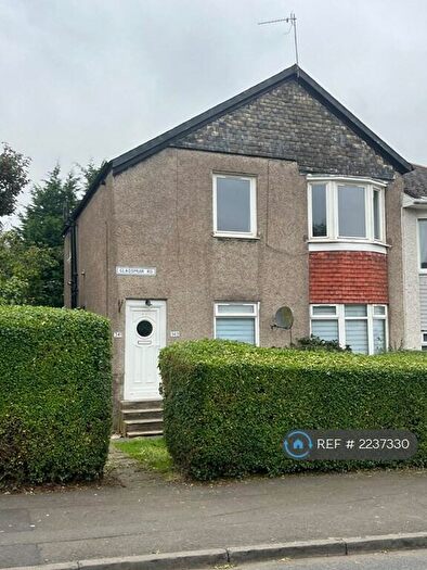 3 Bedroom Flat To Rent In Gladsmuir Road, Glasgow, G52