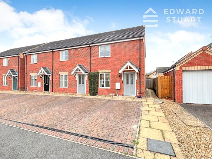 2 Bedroom End Of Terrace House For Sale In Whitby Avenue, Eye, Peterborough, Cambridgeshire, PE6