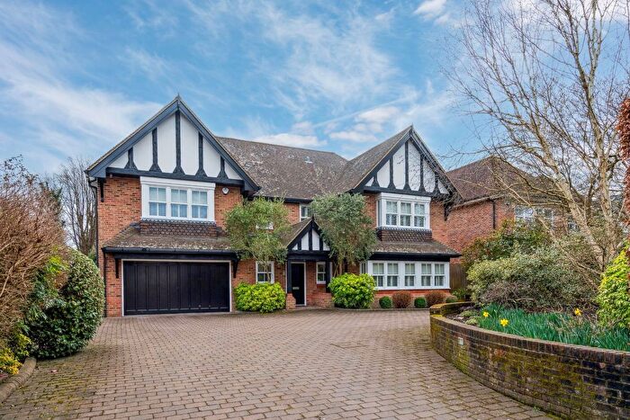 5 Bedroom Detached House For Sale In Shire Lane, Chorleywood, WD3