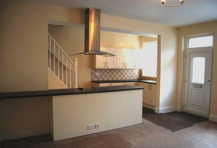 2 Bedroom Terraced House To Rent In Waterbarn Lane, Stacksteads, Rossendale, OL13